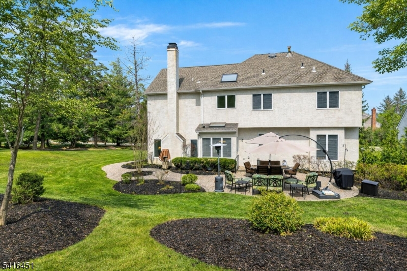 1 Vanderveer Dr