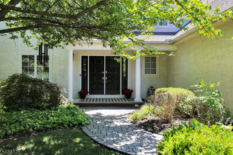 1 Vanderveer Dr