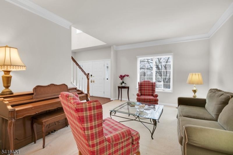 1 Vanderveer Dr