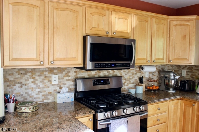 14 Mayflower Drive