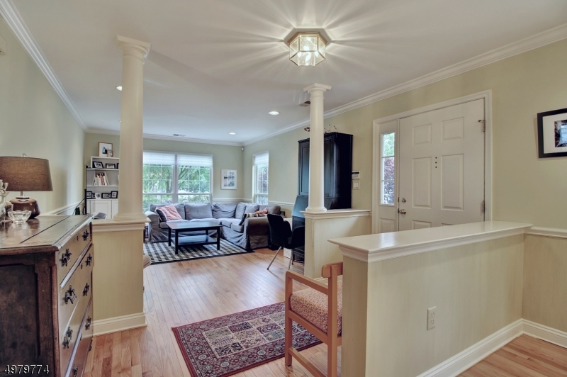 14 Mayflower Drive