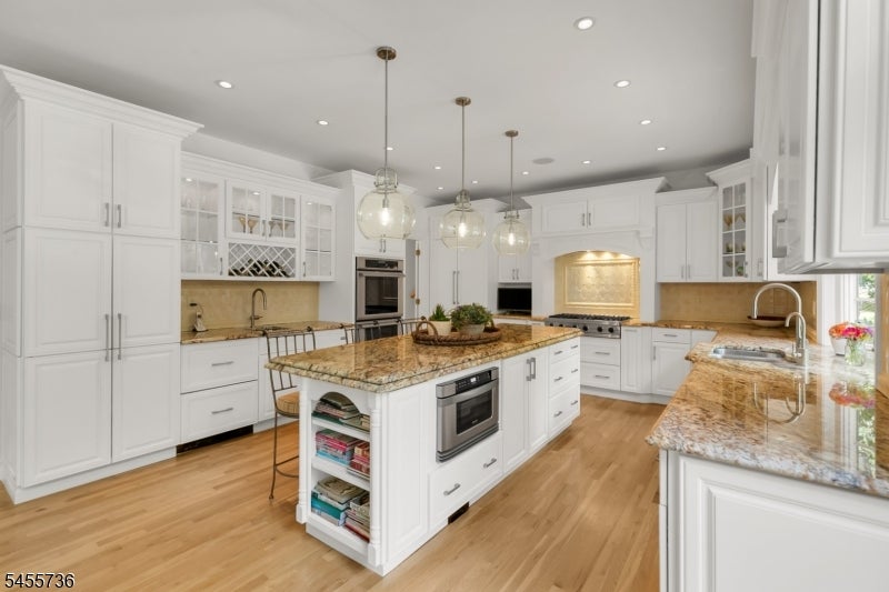 41 Chapin Ln