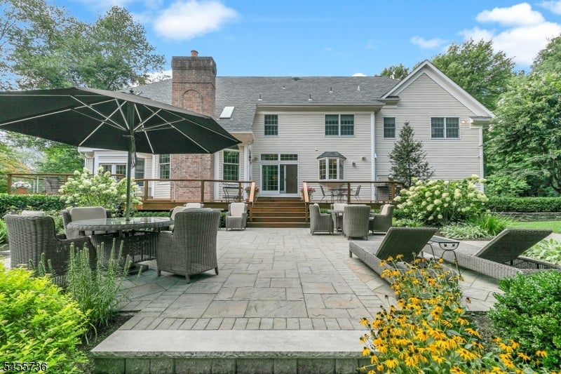 41 Chapin Ln