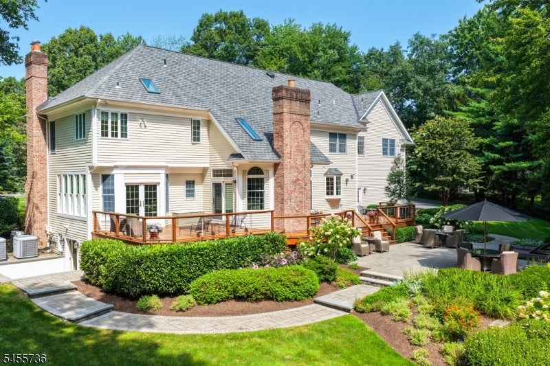 41 Chapin Ln