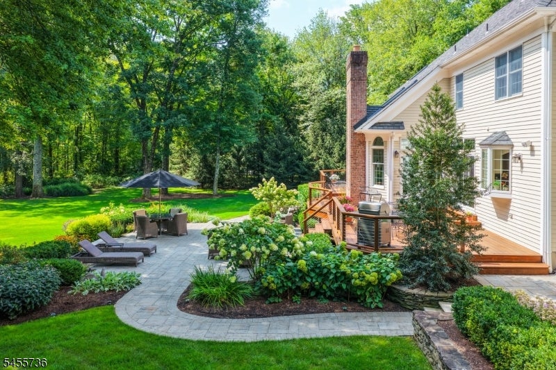 41 Chapin Ln