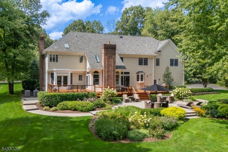 41 Chapin Ln