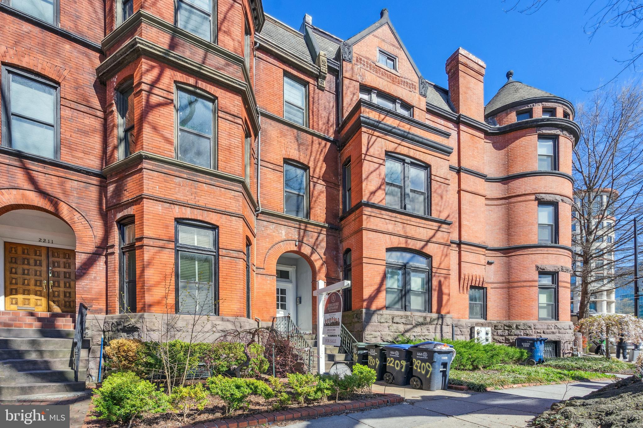 2209 Washington Cir NW #1