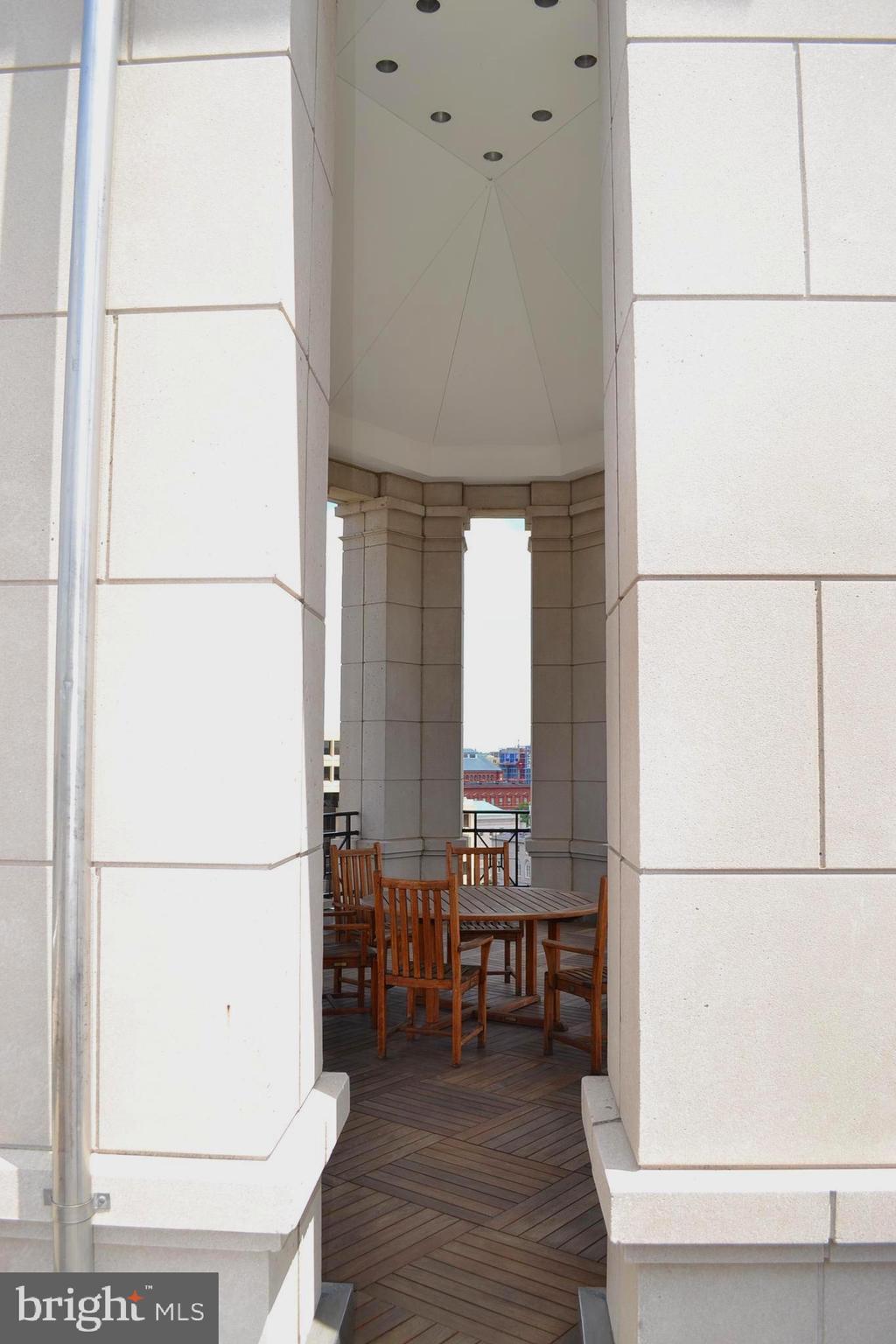 601 Pennsylvania NW #901