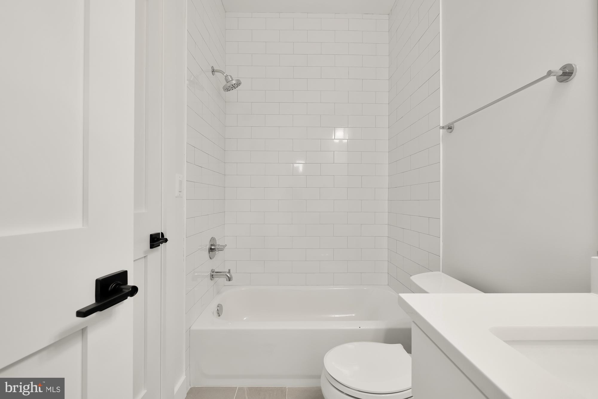 828 Taylor St NE #1