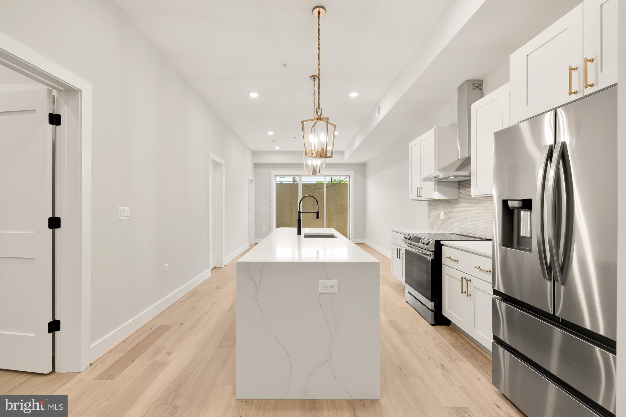 828 Taylor St NE #1
