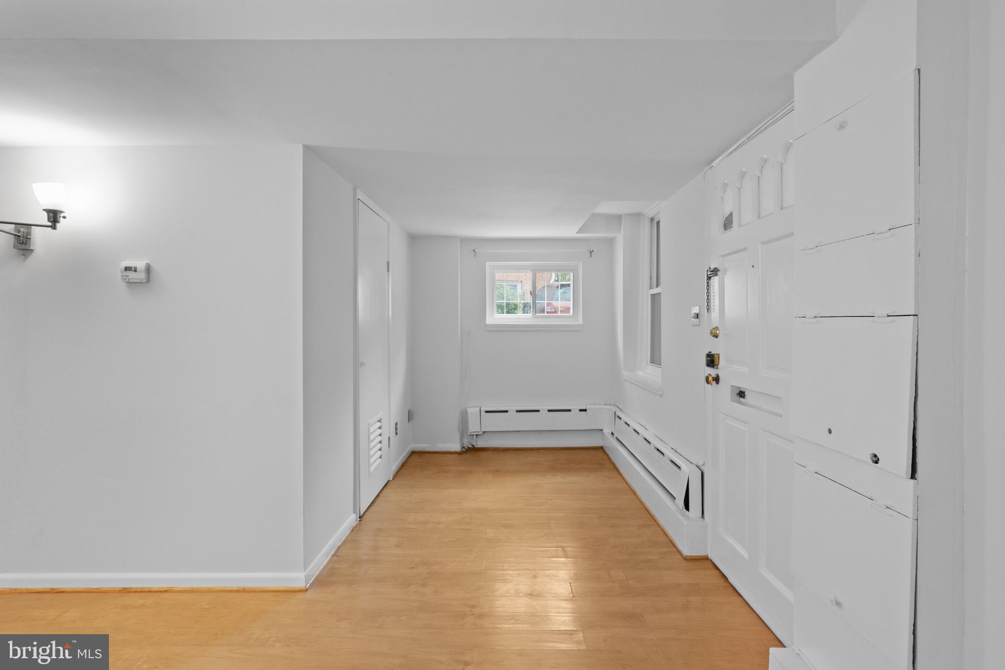 2015 ALLEN PL NW #B