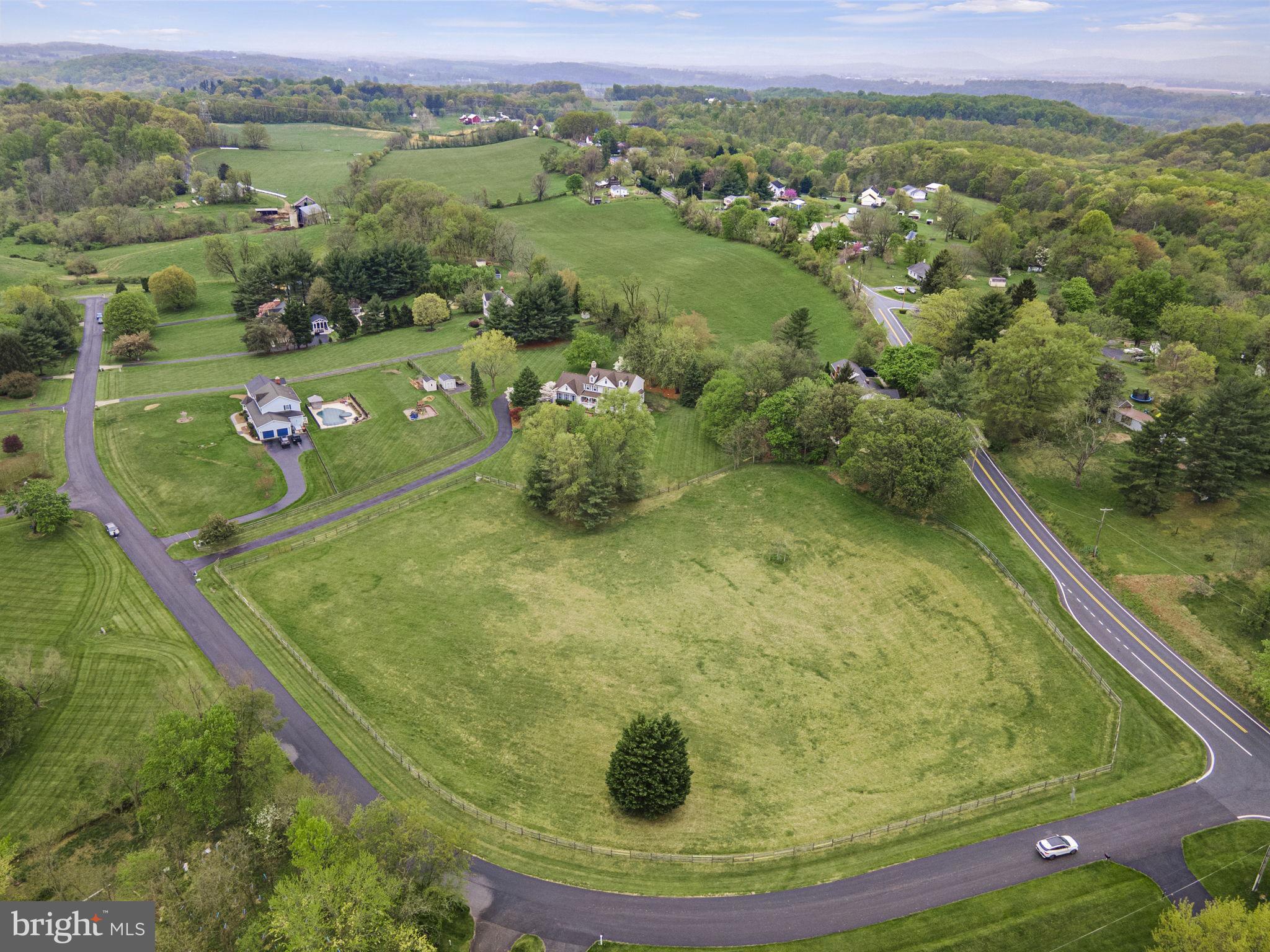 2998 Hope Mills Ln
