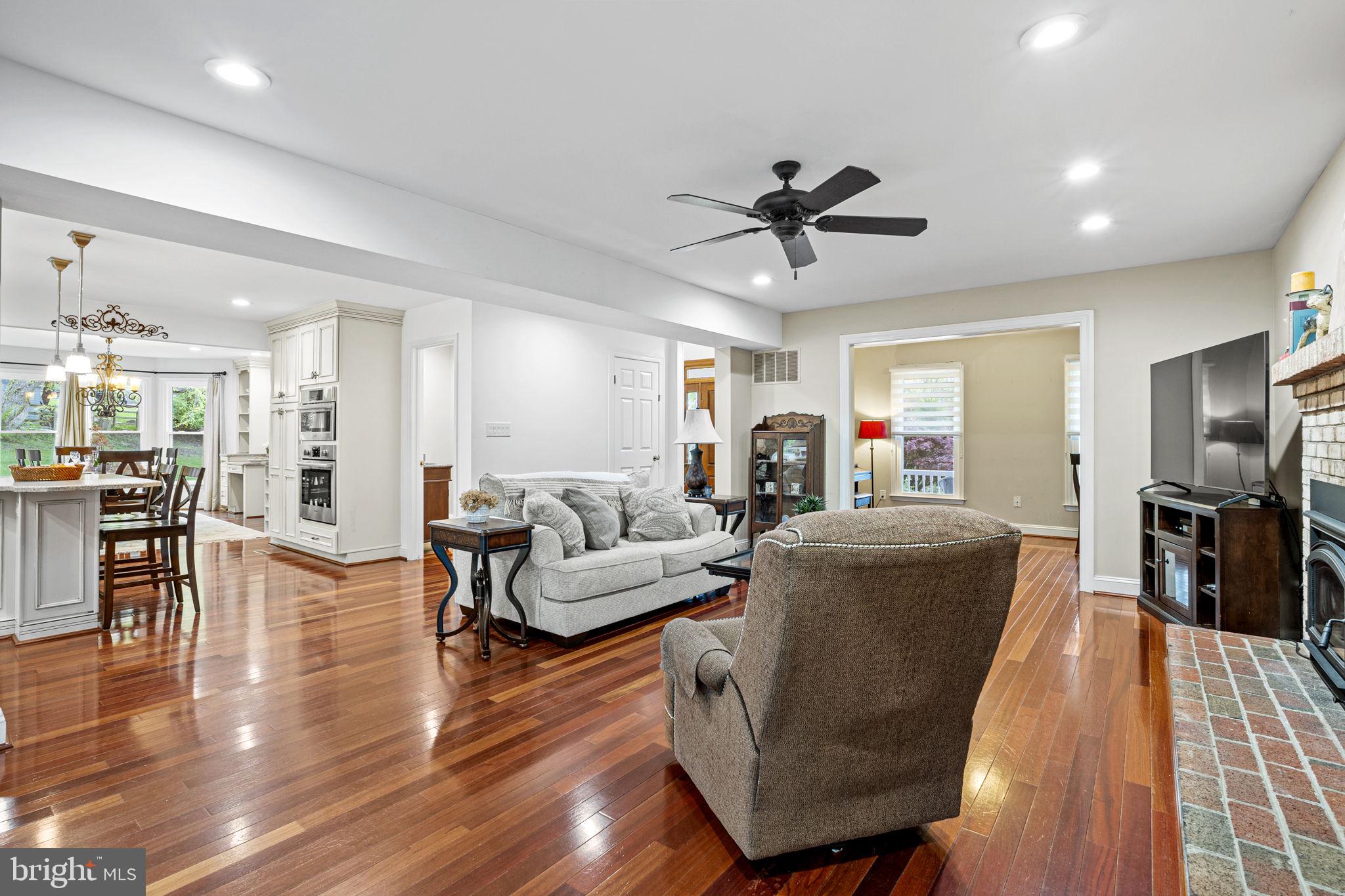 2998 Hope Mills Ln