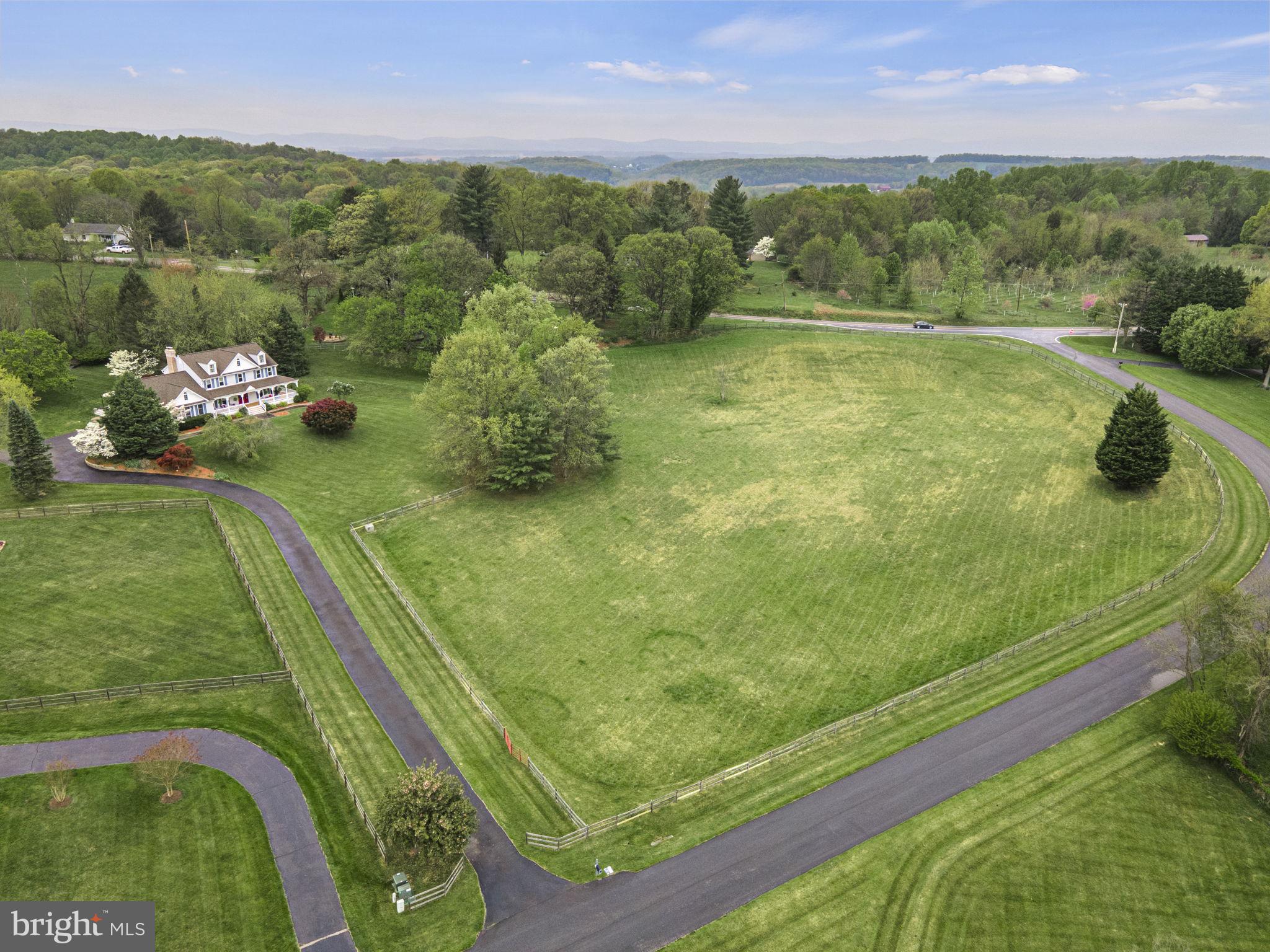 2998 Hope Mills Ln