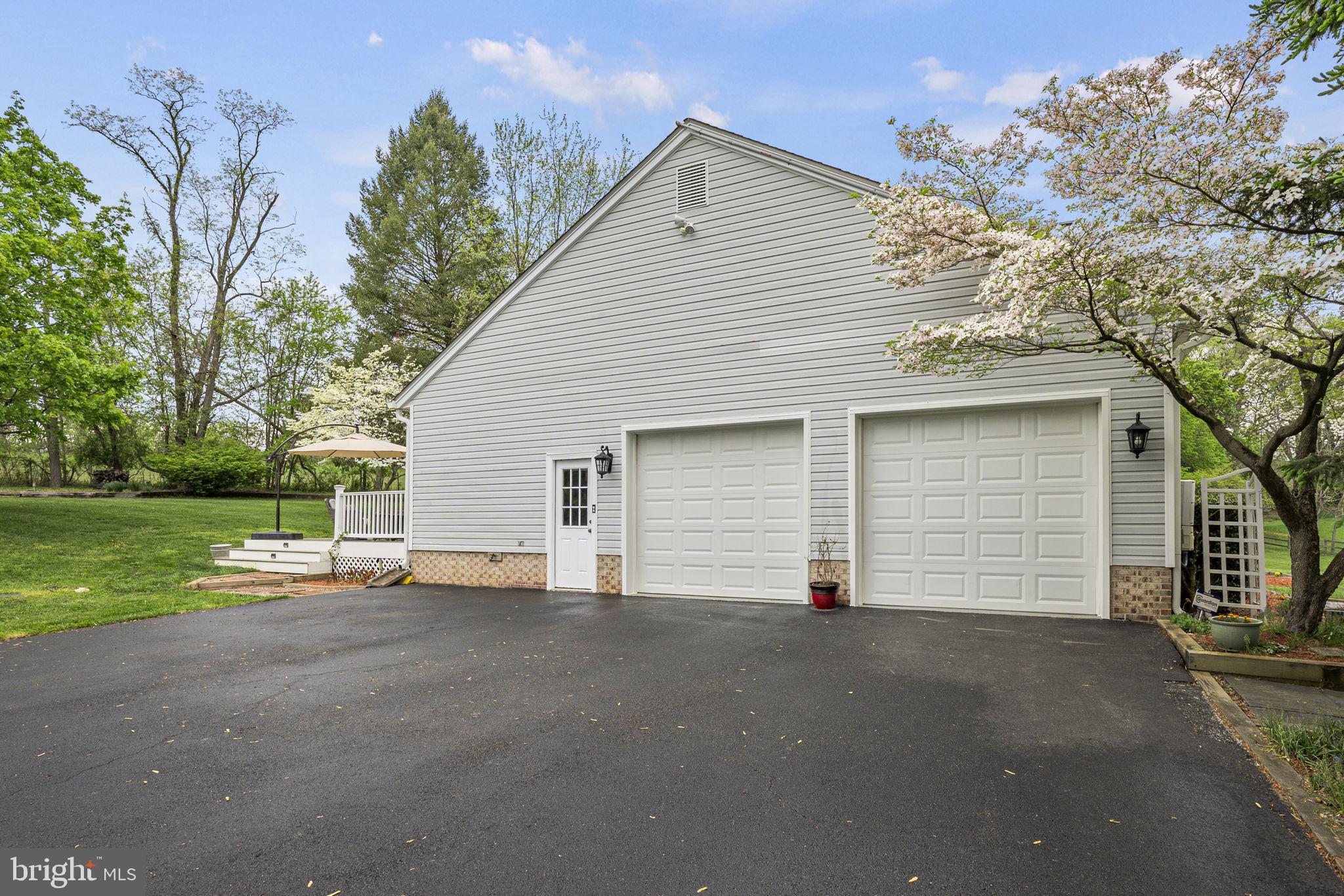 2998 Hope Mills Ln