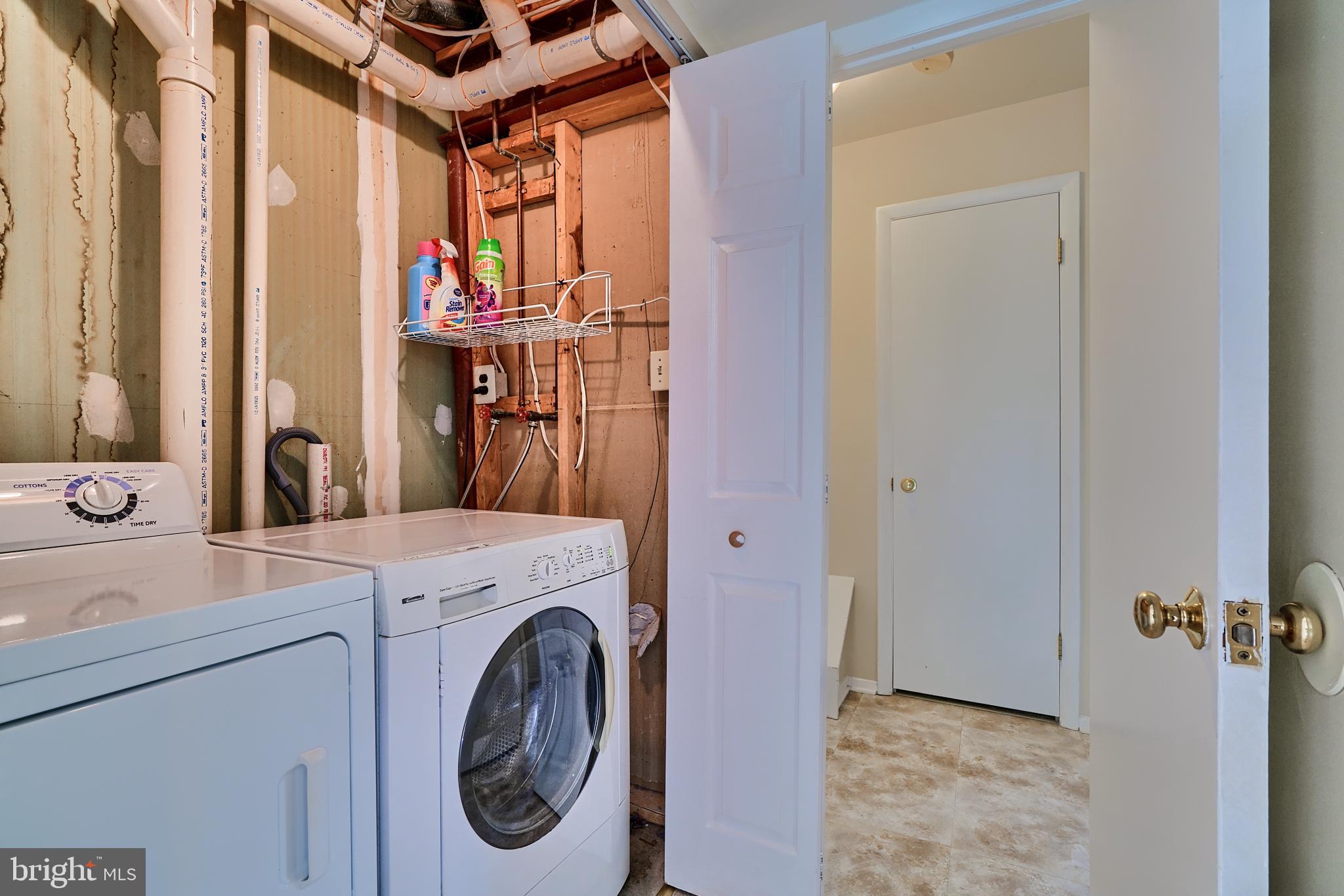 7921 Rustling Bark Ct