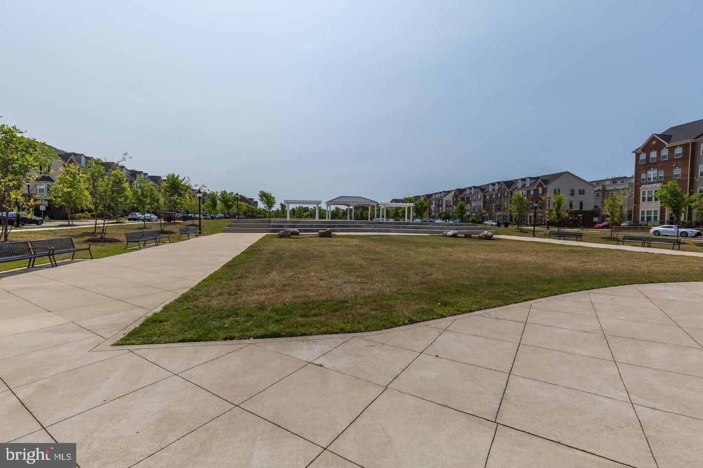 5207 Stream Bank Ln #308d