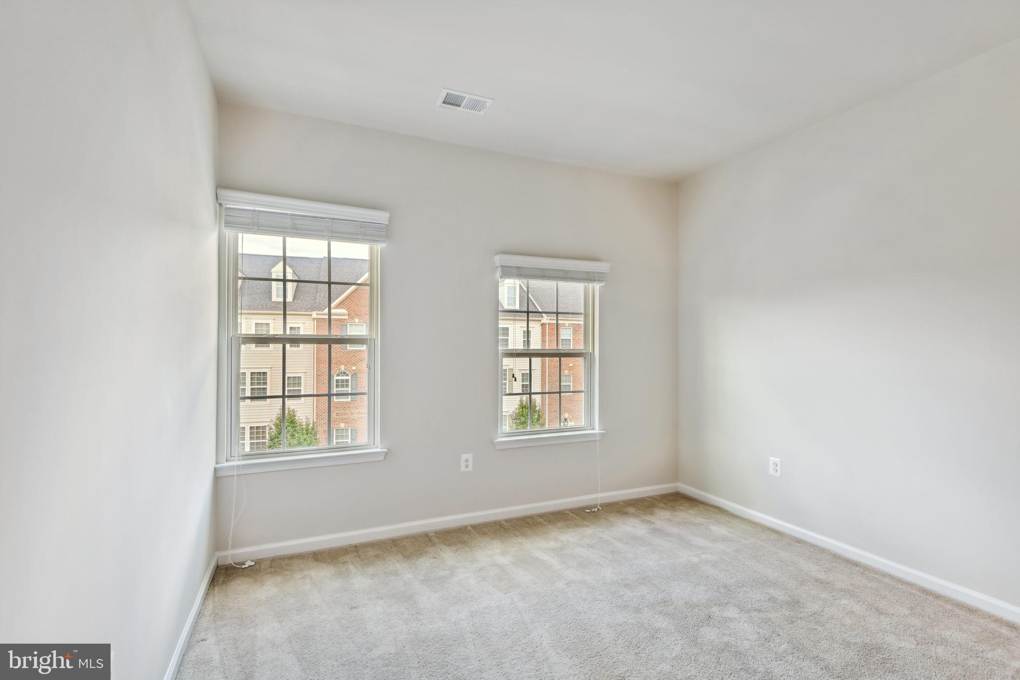 5207 Stream Bank Ln #308d