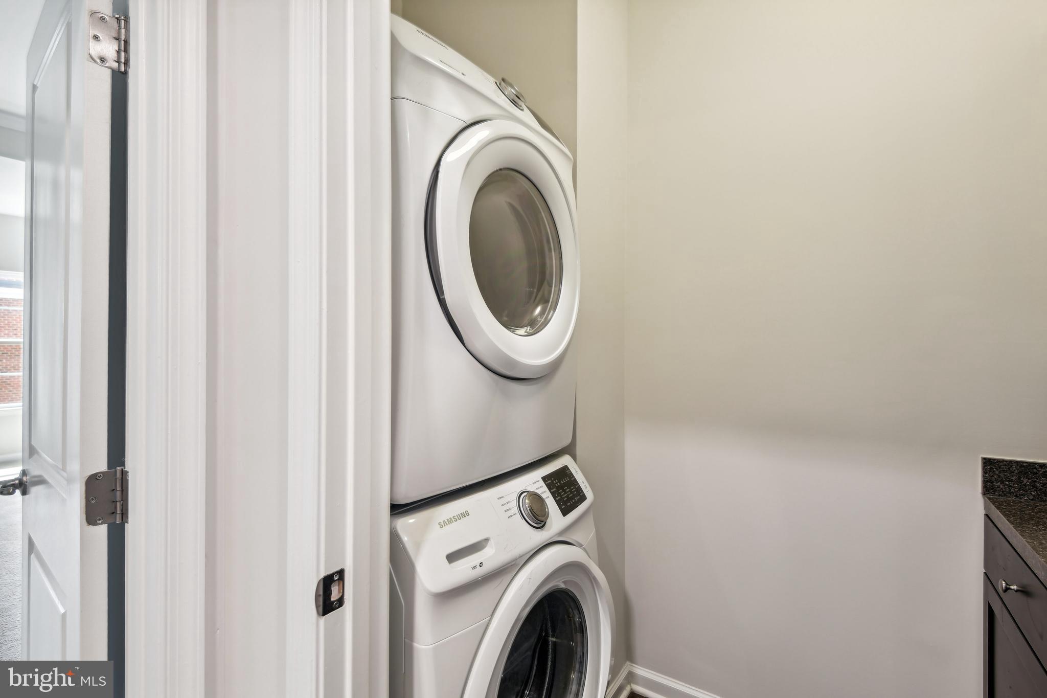 5207 Stream Bank Ln #308d