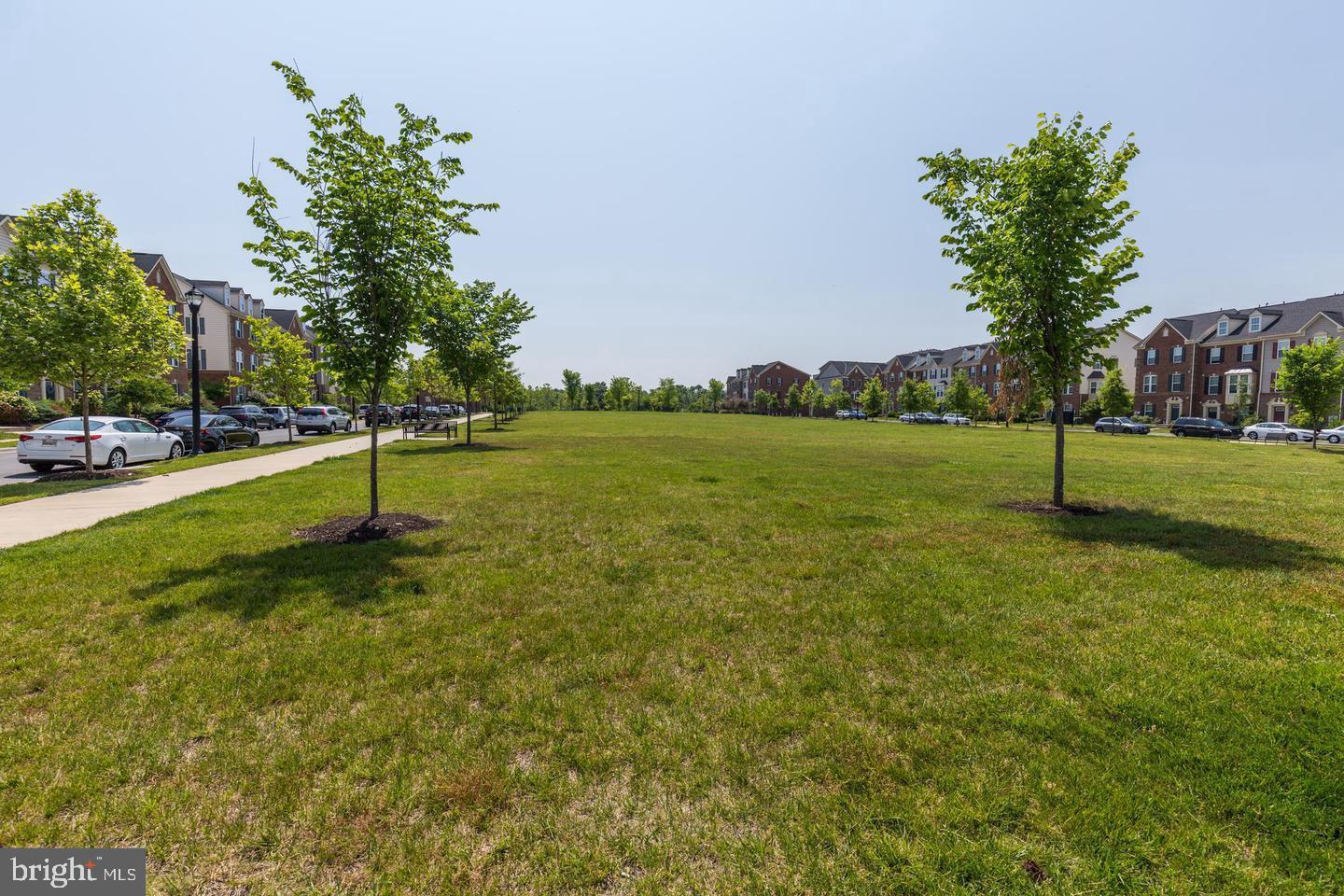 5207 Stream Bank Ln #308d