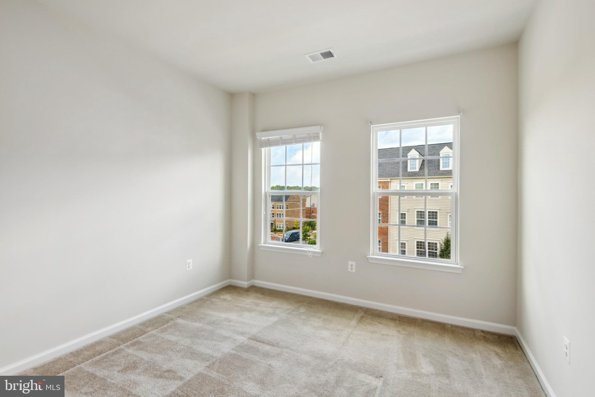 5207 Stream Bank Ln #308d