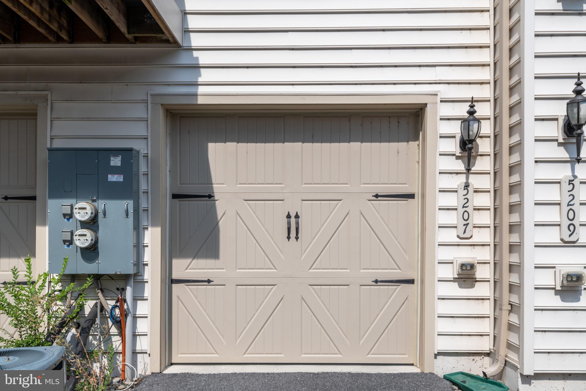 5207 Stream Bank Ln #308d