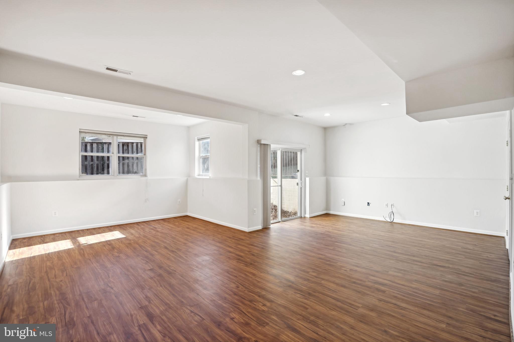 9114 Briarwood Farms Ct