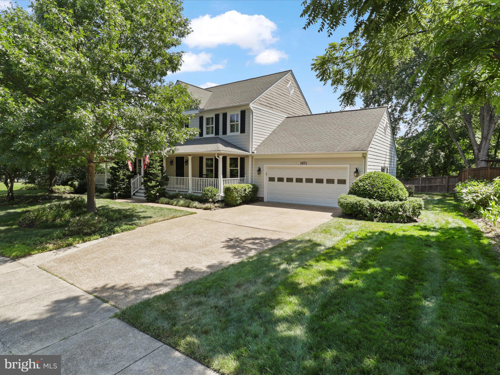 5891 Clermont Dr