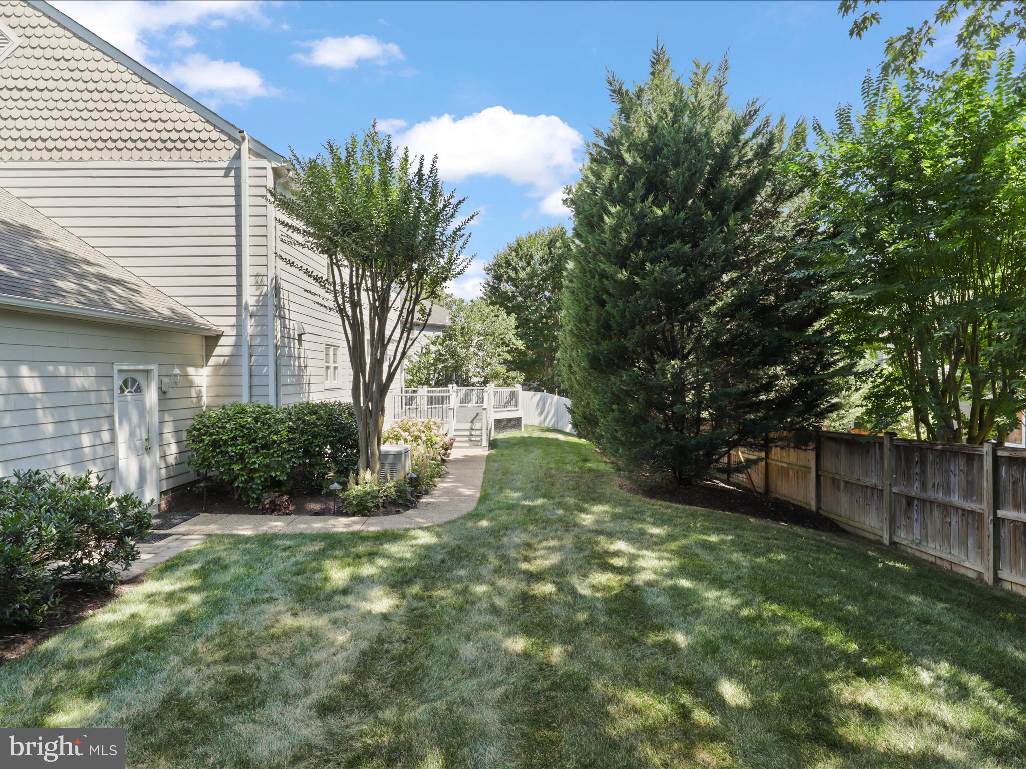 5891 Clermont Dr