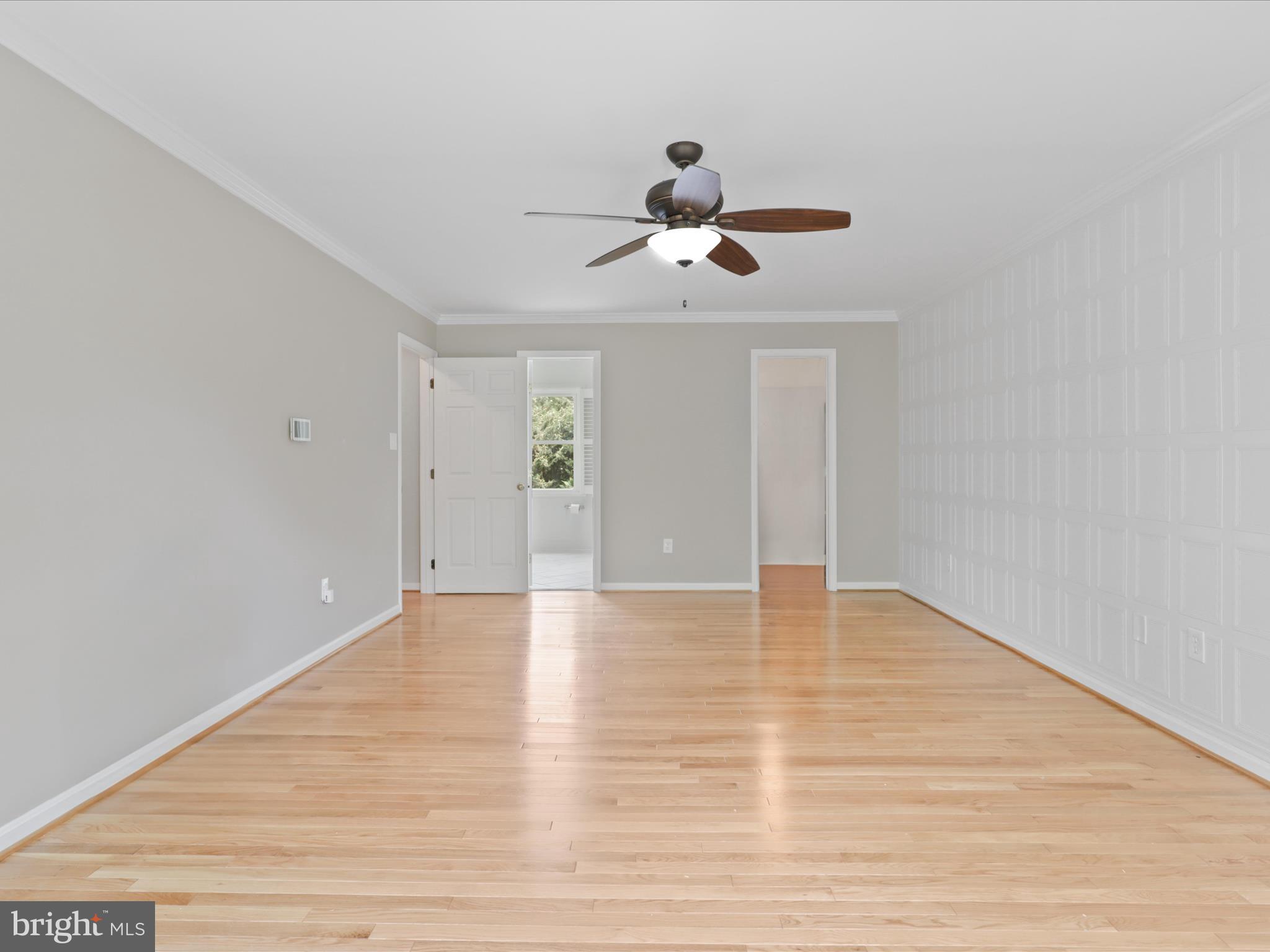 5891 Clermont Dr