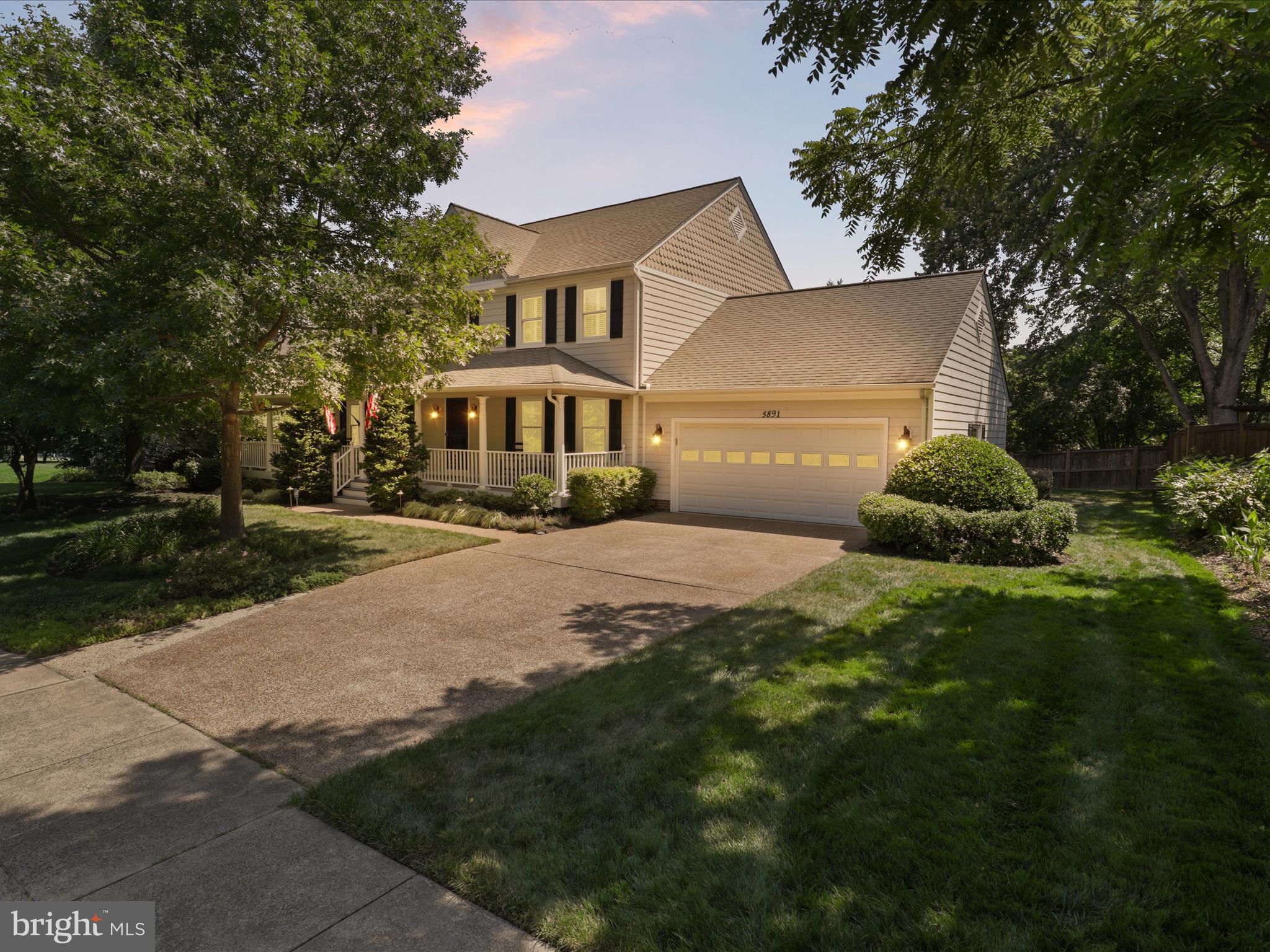 5891 Clermont Dr
