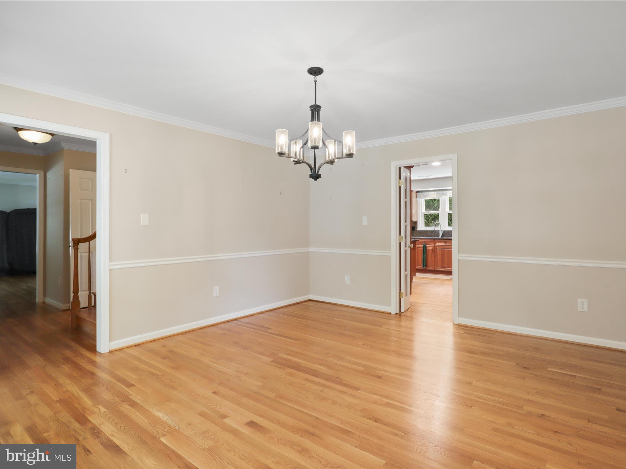 5891 Clermont Dr