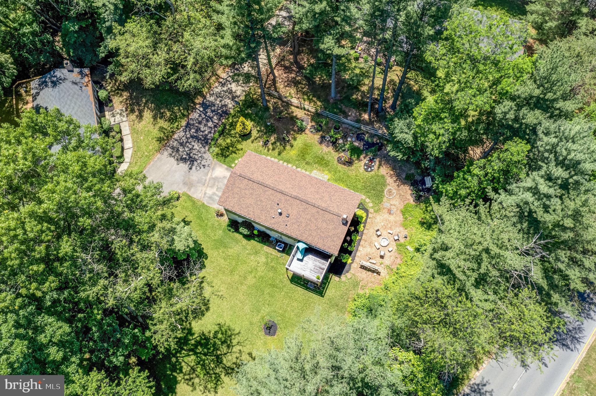 10816 Oldfield Dr
