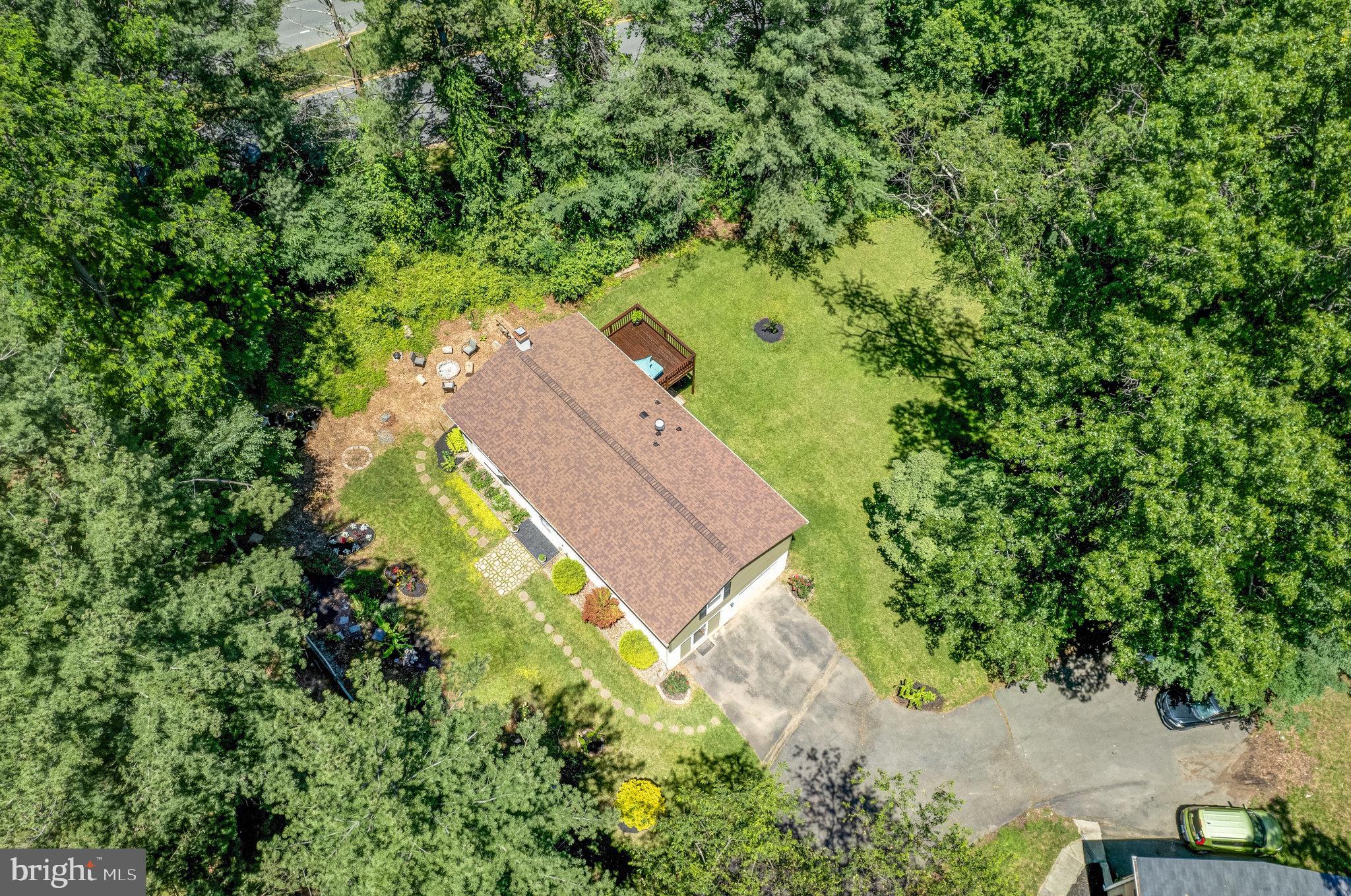 10816 Oldfield Dr