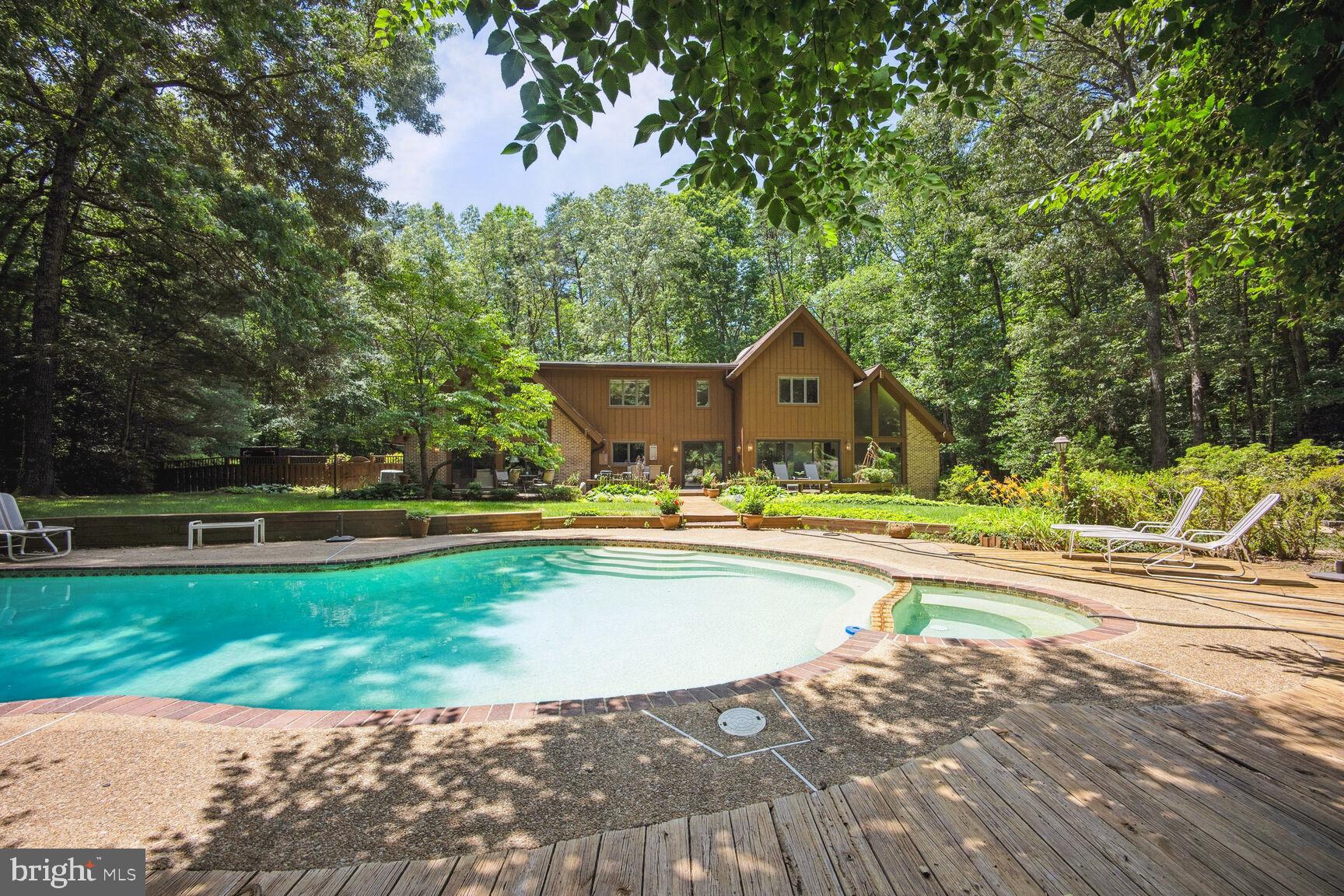 6413 Kilkenny Ln
