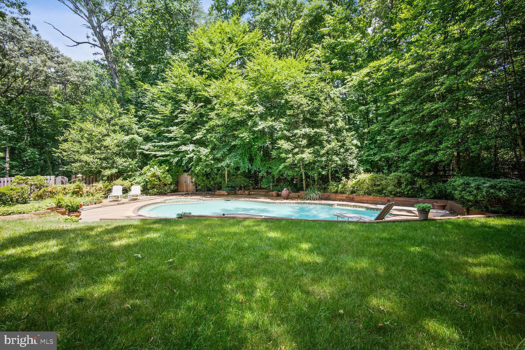 6413 Kilkenny Ln