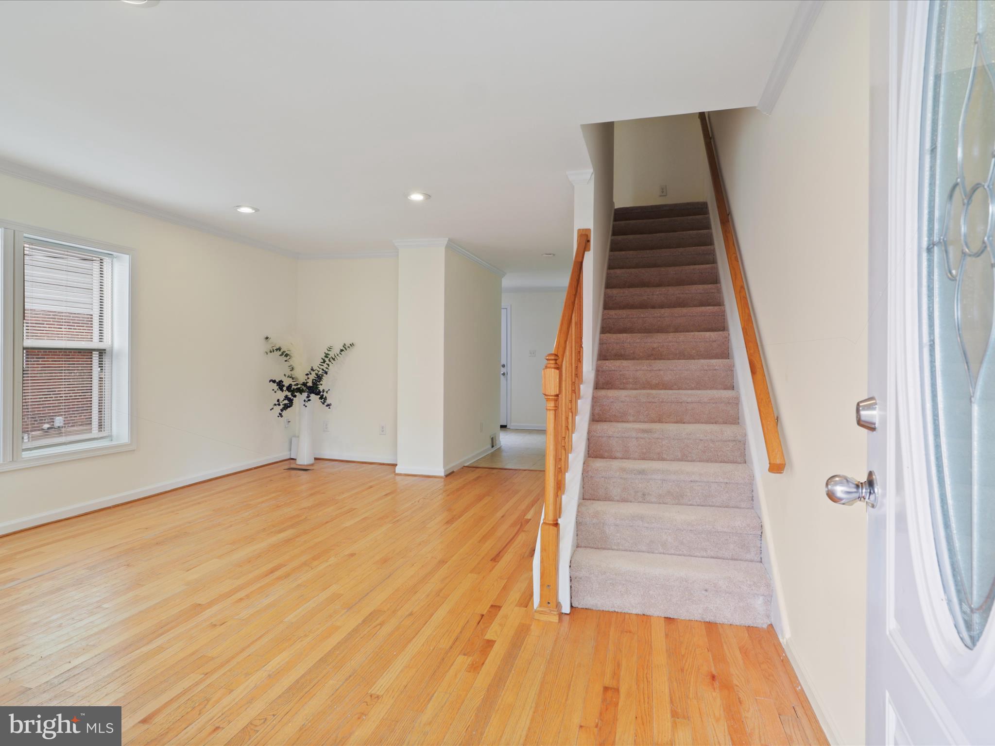 2257 Sweetbriar Dr