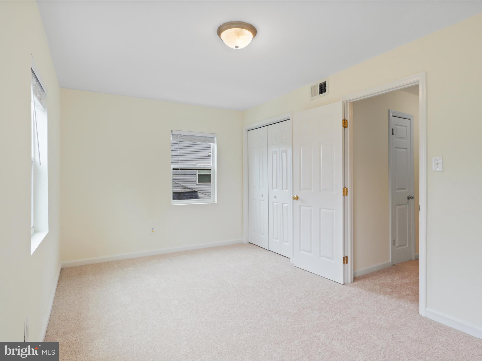2257 Sweetbriar Dr