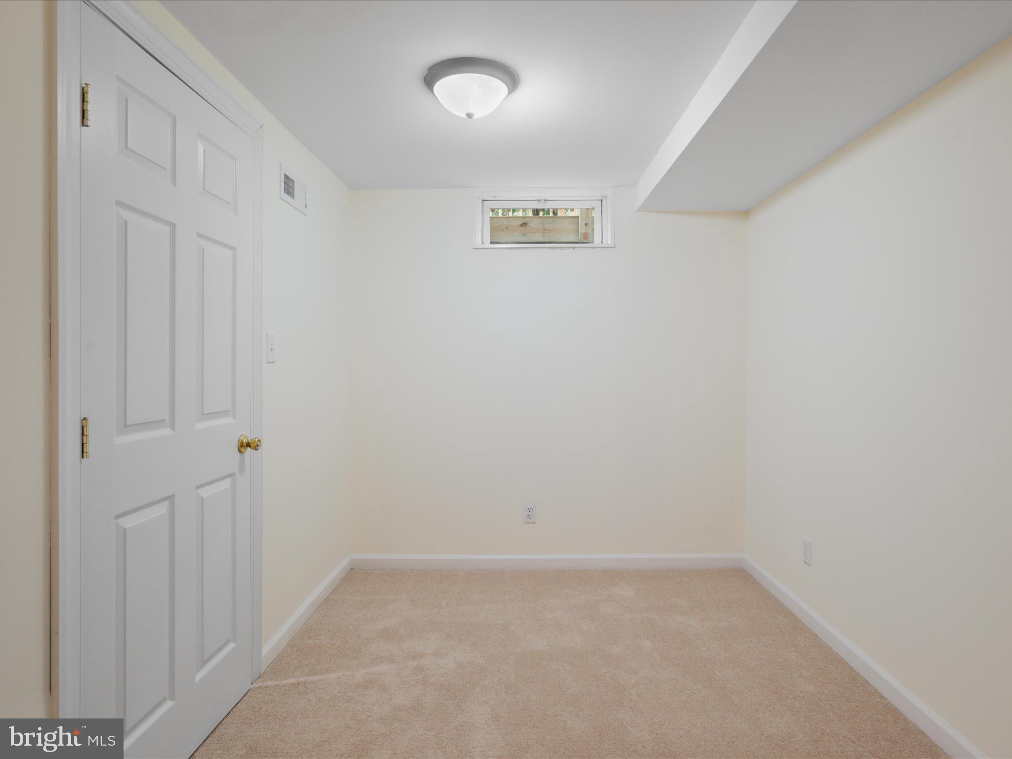 2257 Sweetbriar Dr