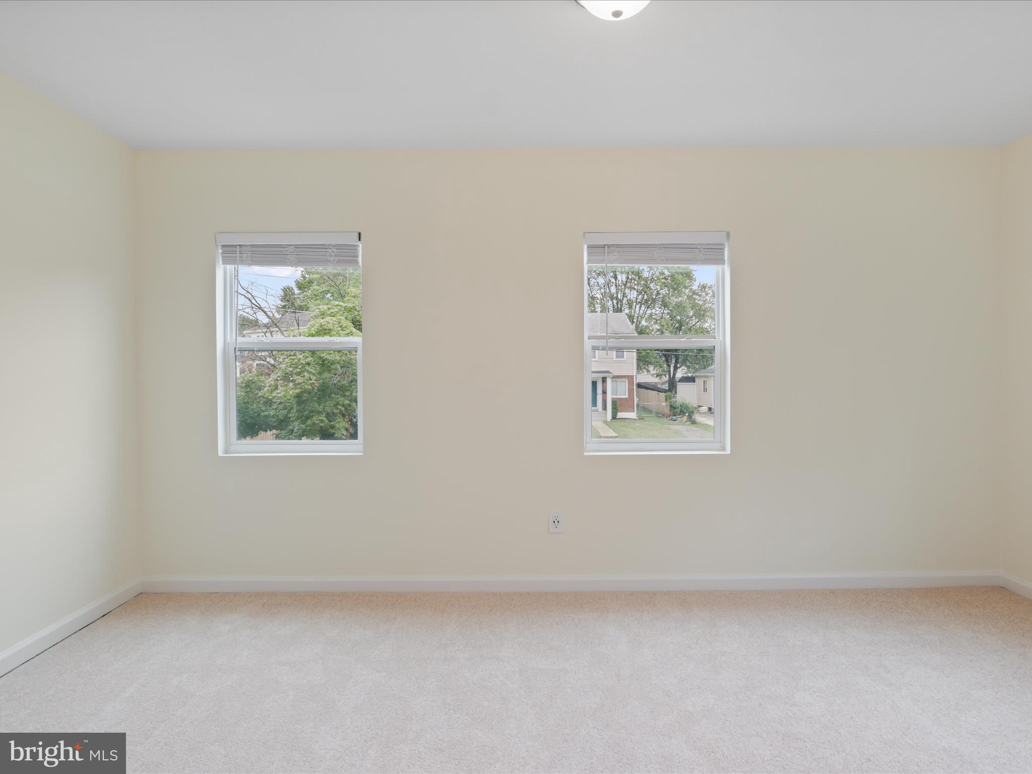 2257 Sweetbriar Dr