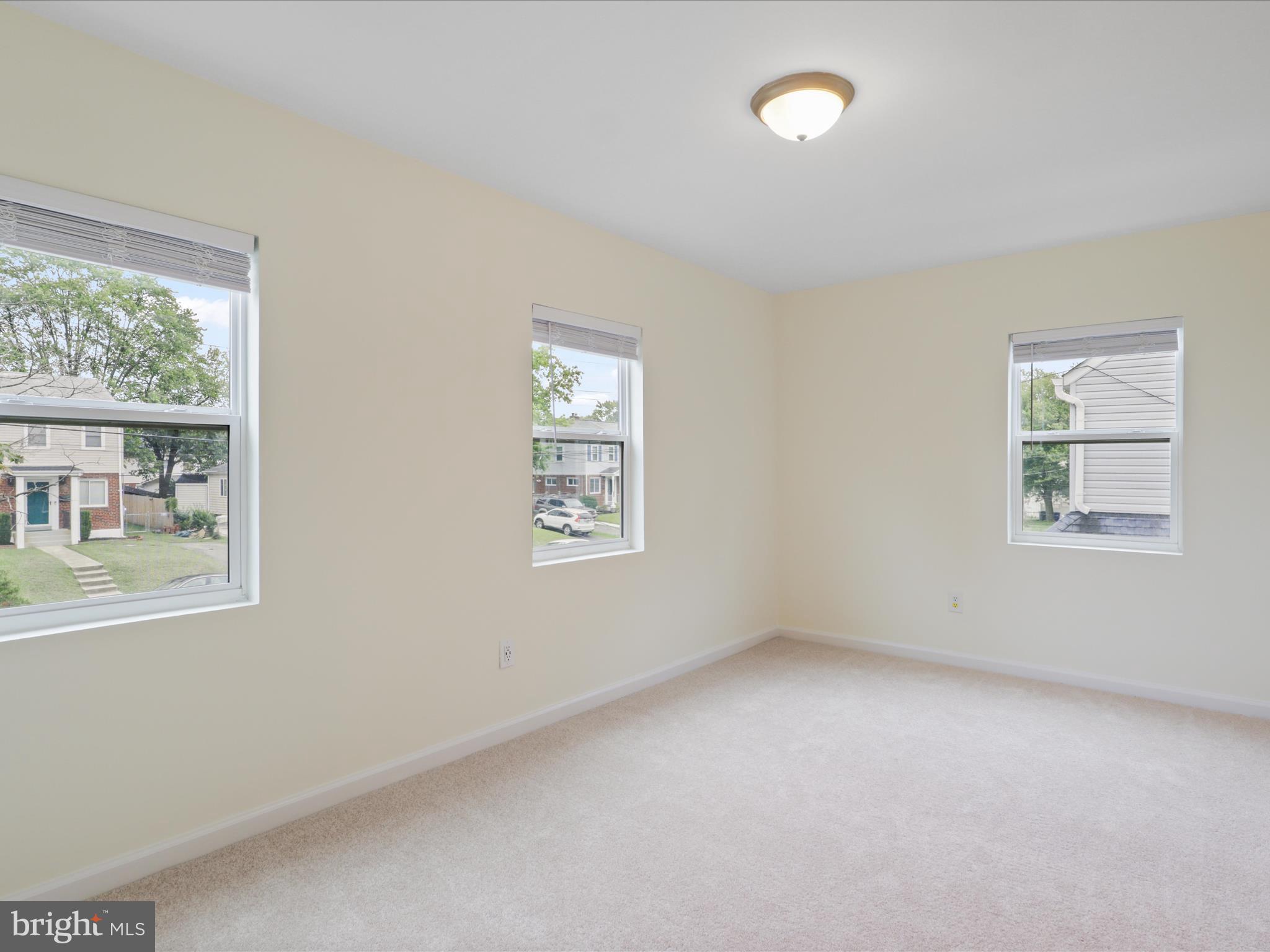 2257 Sweetbriar Dr