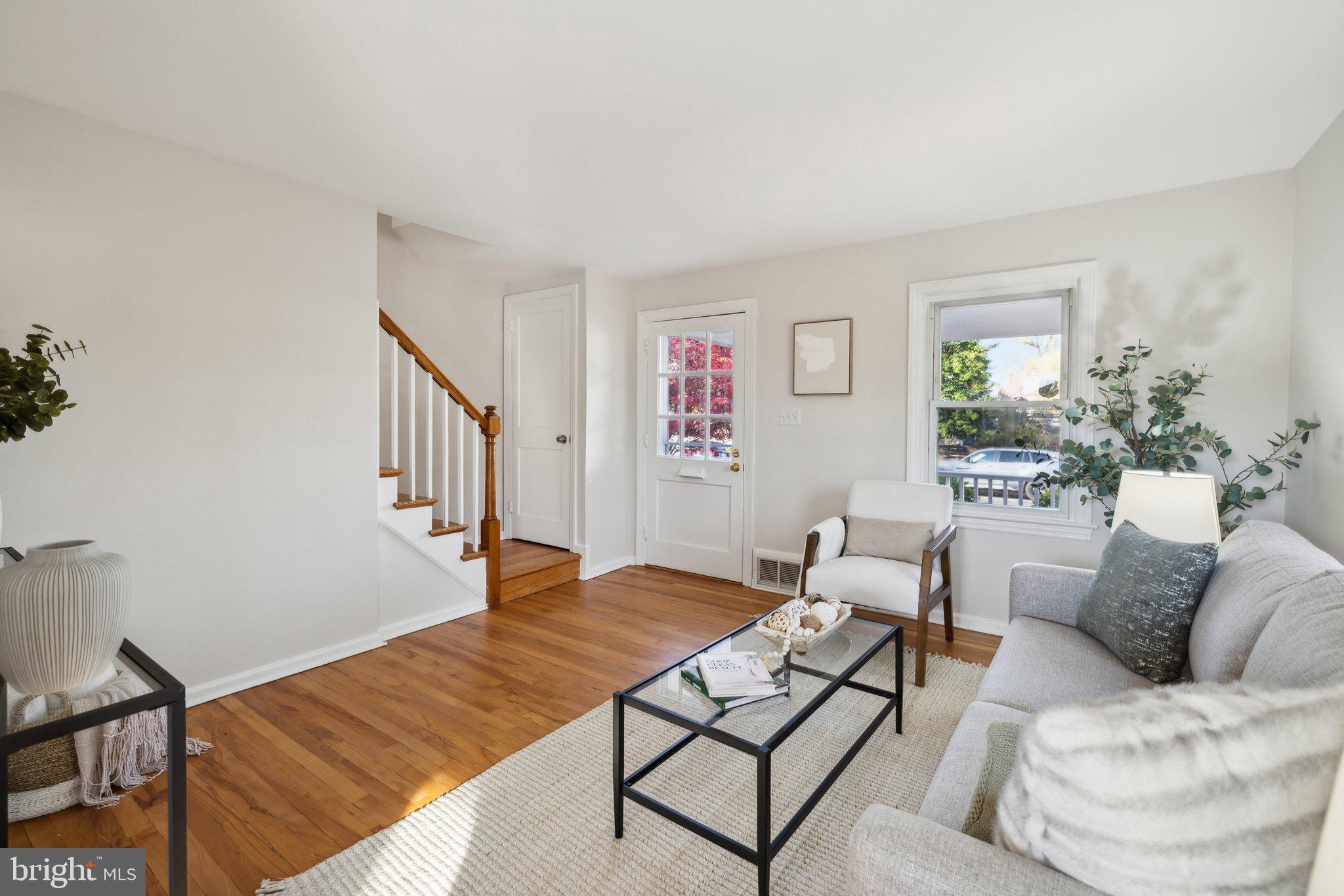 2705 Fairhaven Ave