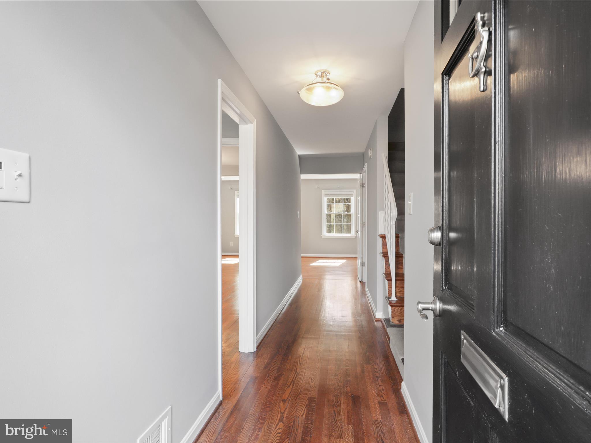 7005 Alicent Pl