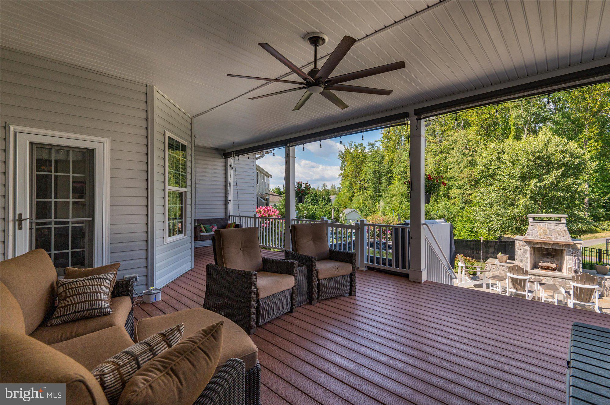 24457 Island Pool Ct