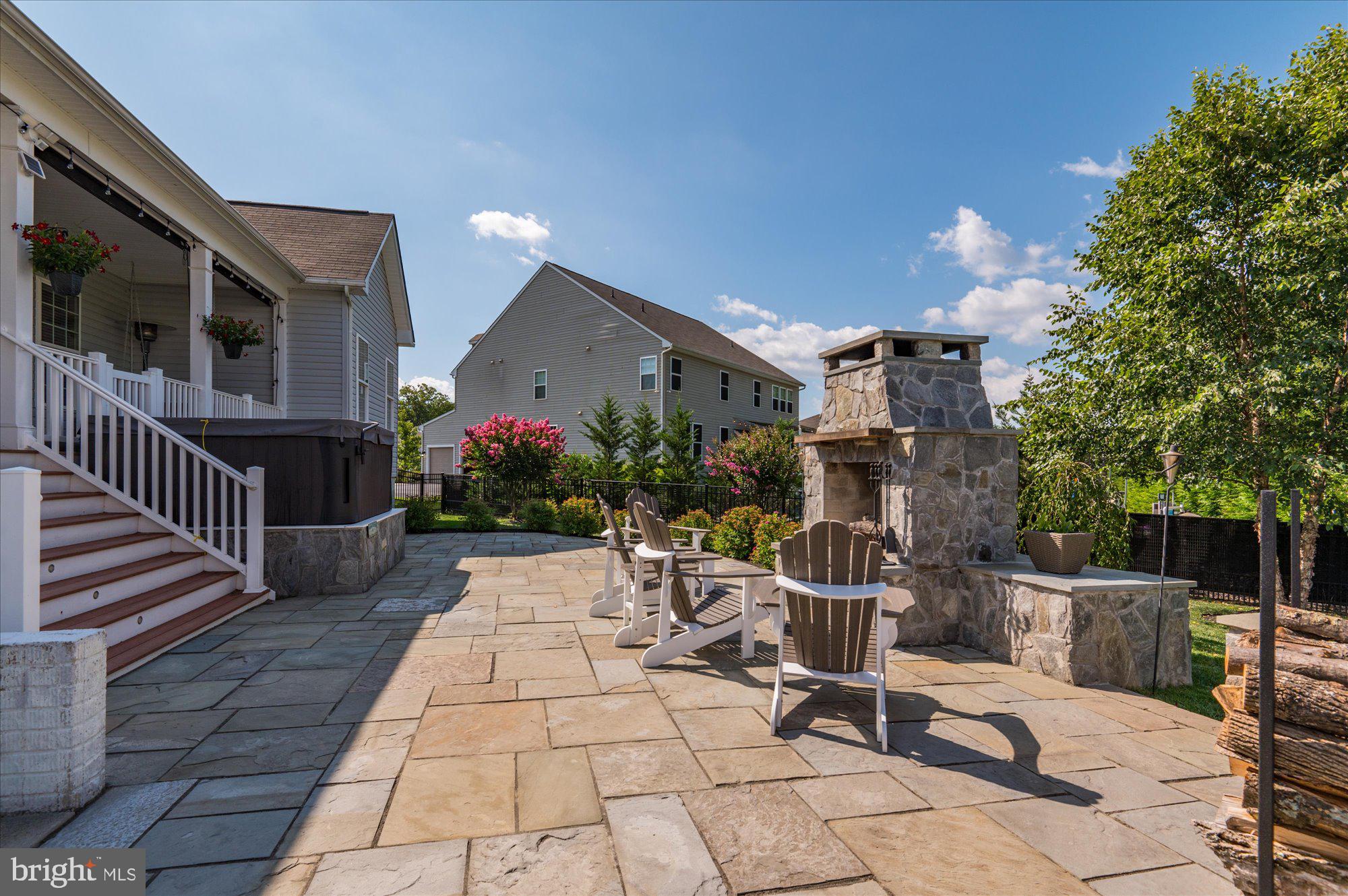 24457 Island Pool Ct