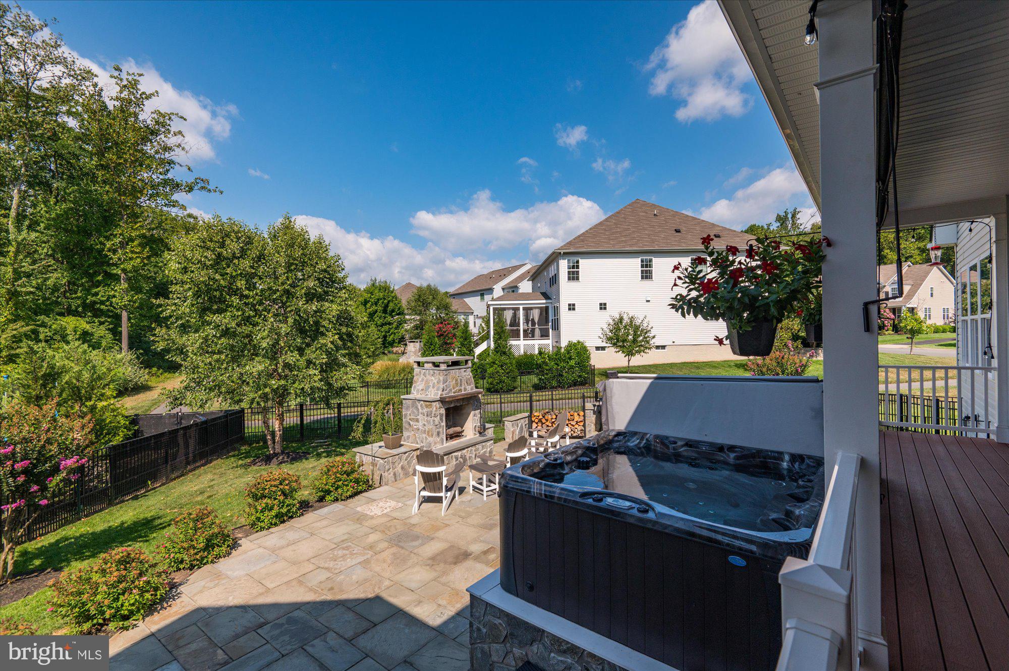 24457 Island Pool Ct