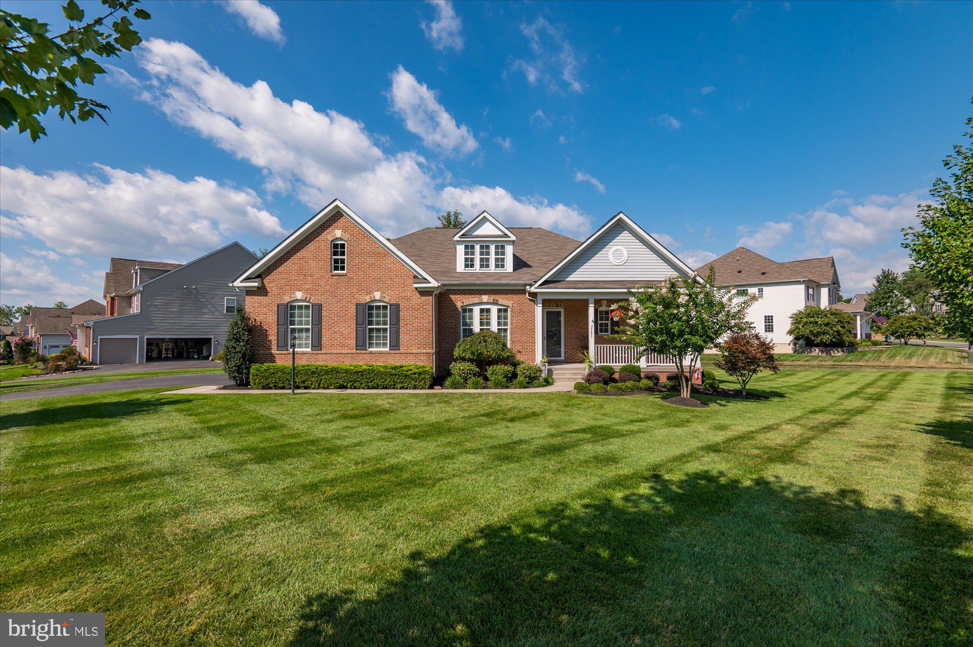 24457 Island Pool Ct