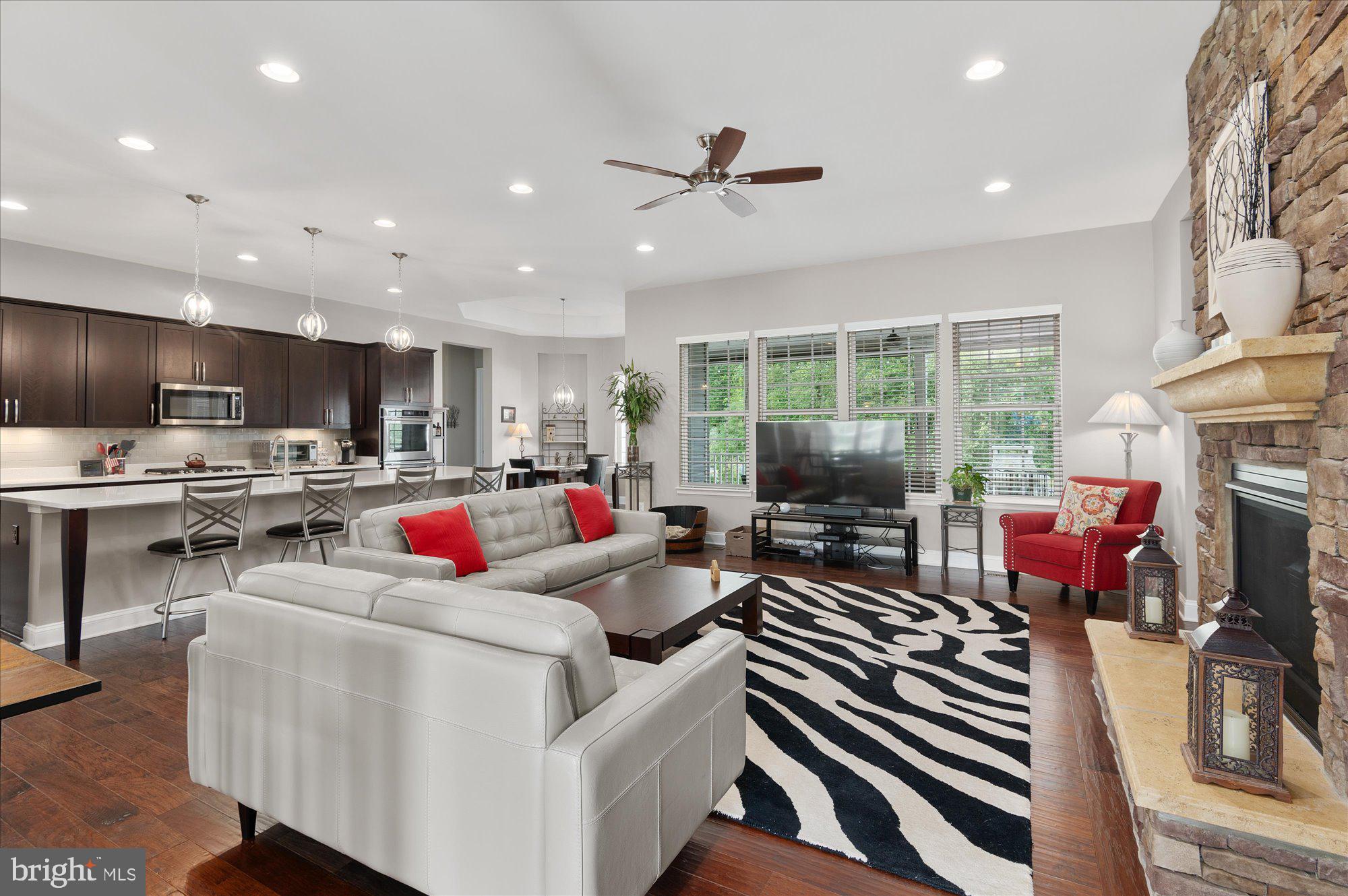 24457 Island Pool Ct