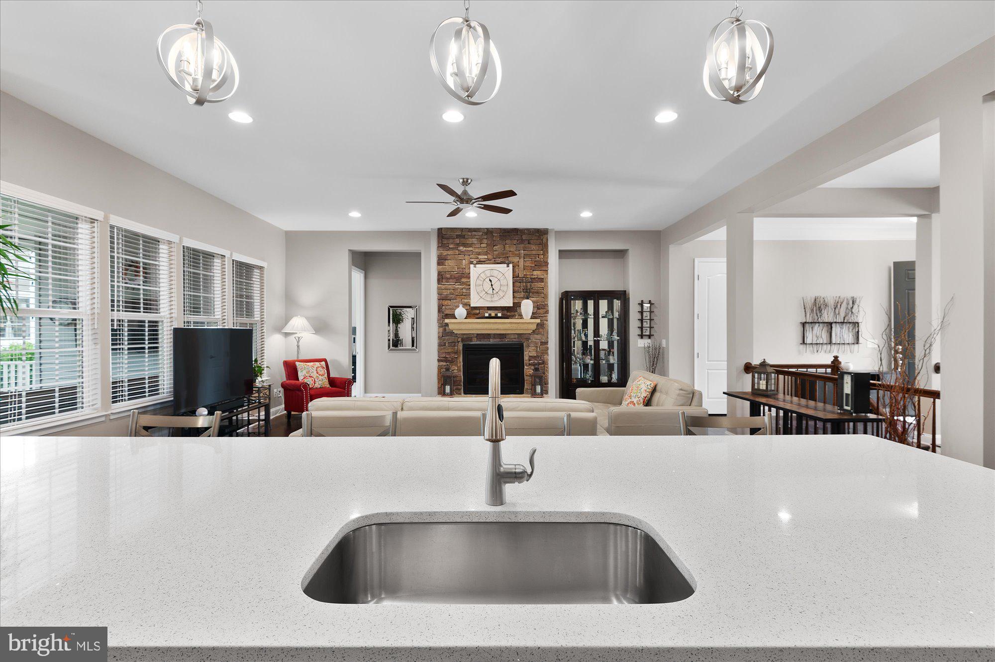 24457 Island Pool Ct