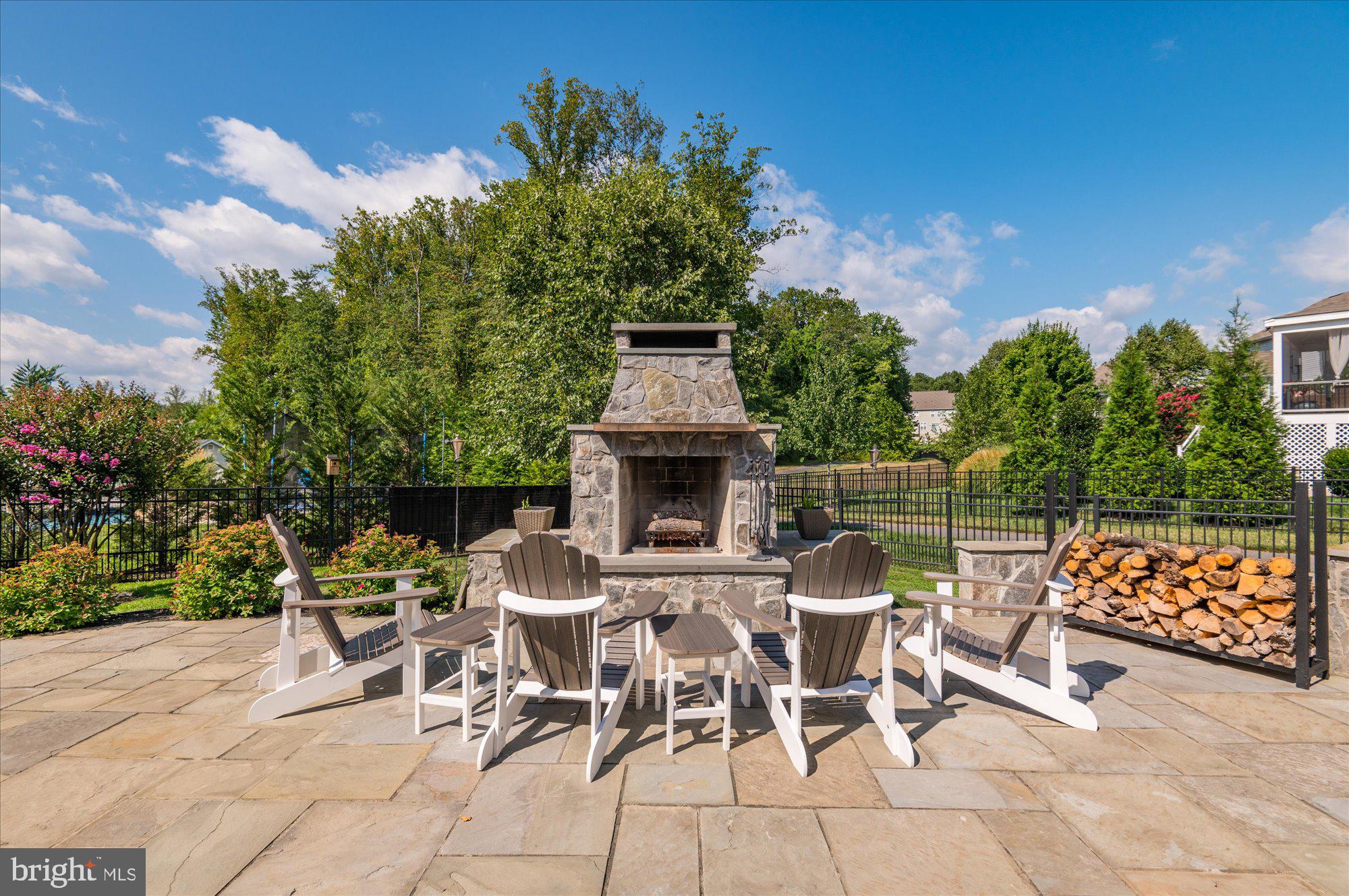 24457 Island Pool Ct